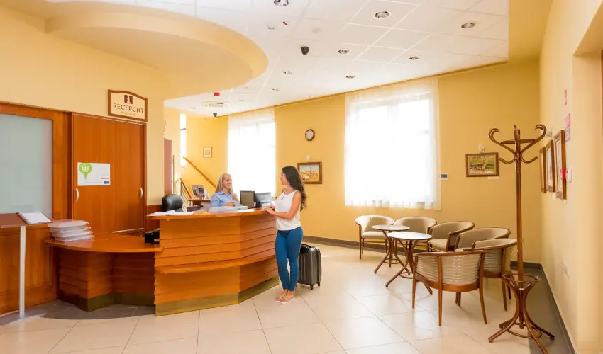 Hotel Kumnia Kisjszlls - Mjus 1.