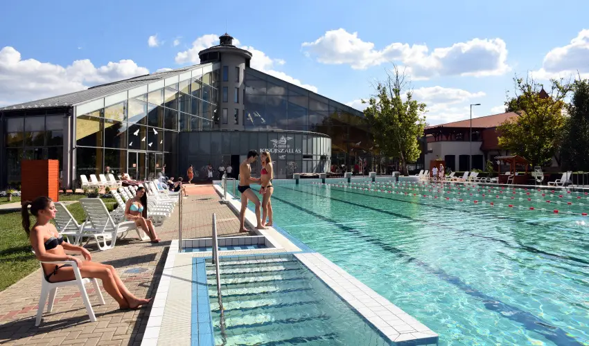 Hotel Kumnia Kisjszlls - Mjus 1.