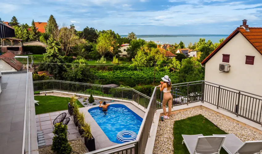 Lake Spirit Boutique Apartments Balatonalmdi - Mjus 1. (min. 4 j)