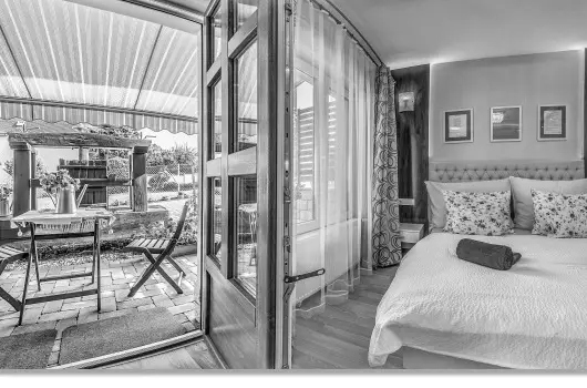 Laky Villa - M�jus 1. (min. 2 �j)