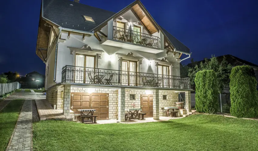 Laky Villa Zalakaros - M�jus 1. (min. 2 �j)