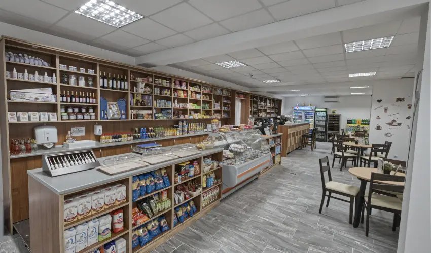 Land-Plan Hotel & Restaurant T�lt�stava - M�jus 1. 