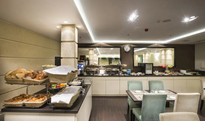 La Prima Fashion Hotel Budapest - Mjus 1. - teljes elrefizetssel