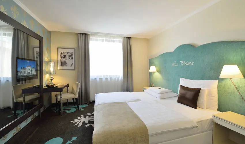 La Prima Fashion Hotel Budapest - Mjus 1. - teljes elrefizetssel