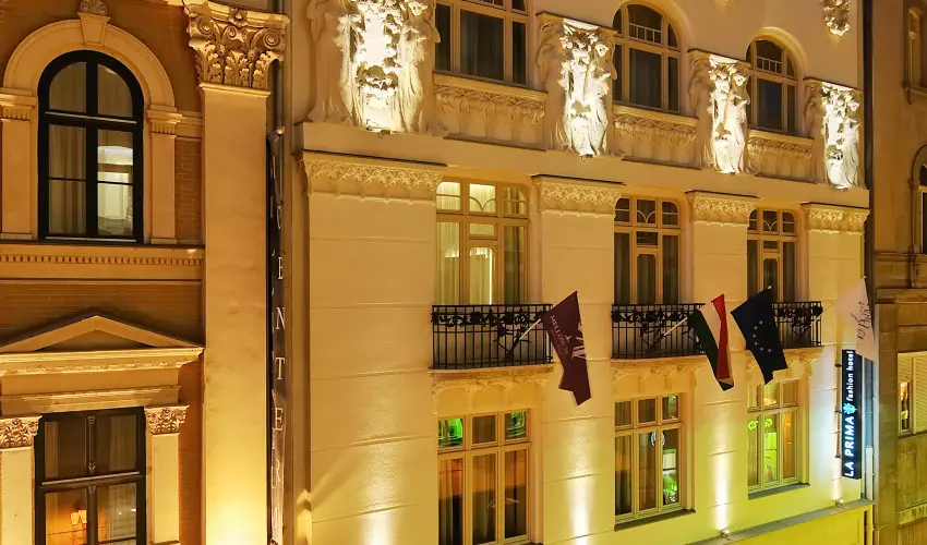 La Prima Fashion Hotel Budapest - Mjus 1. - teljes elrefizetssel