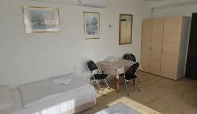 Lencs�s Apartmanh�z Apartmanok Sopron