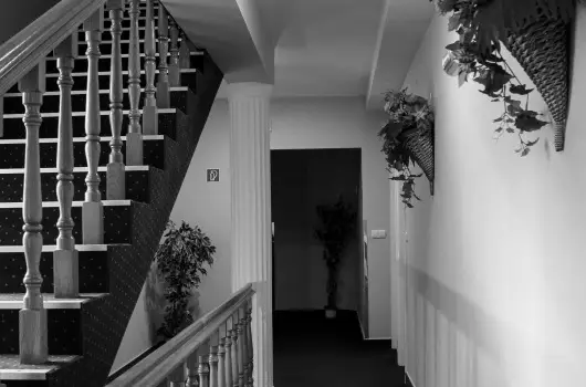 L�dia Hotel Hark�ny - M�jus 1. (min. 2 �j)