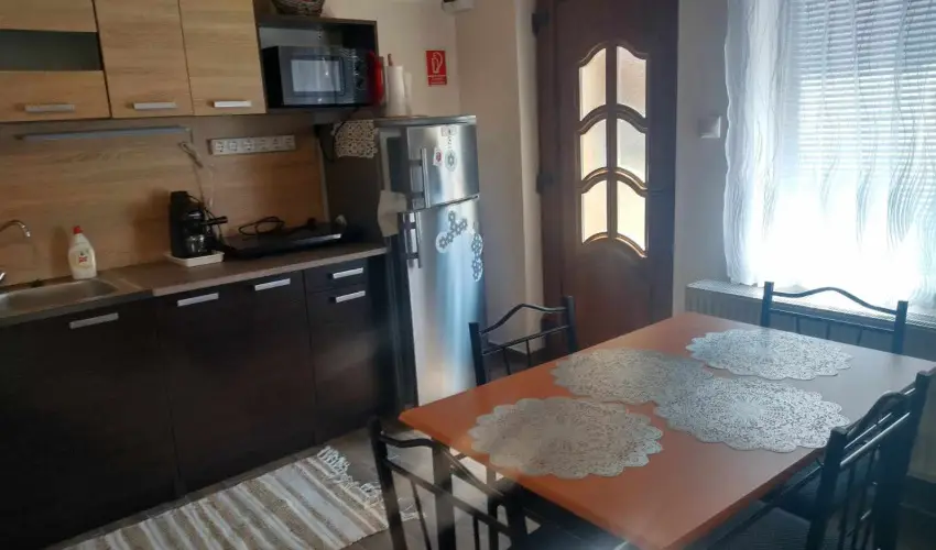 Lilla Apartmanhzak Szilvsvrad - Mjus 1. (min. 3 j)