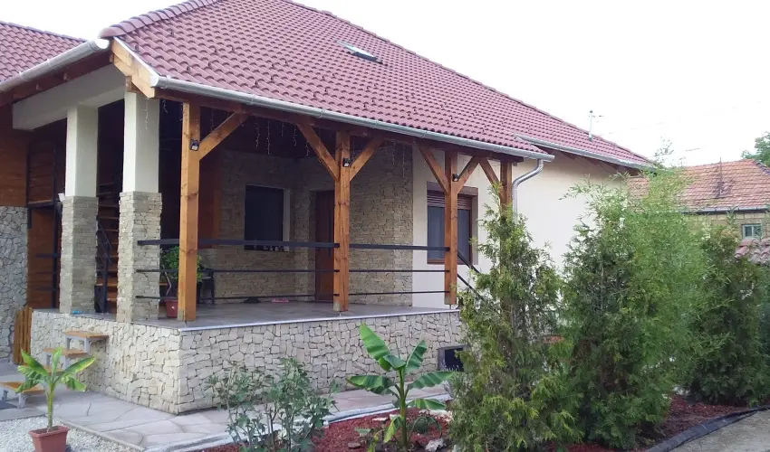 Lilla Apartmanhzak Szilvsvrad - Mjus 1. (min. 3 j)