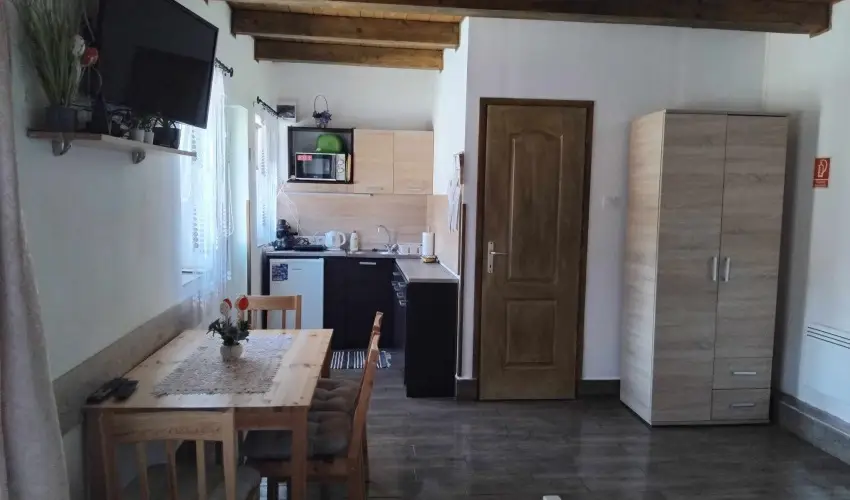 Lilla Apartmanhzak Szilvsvrad - Mjus 1. (min. 3 j)