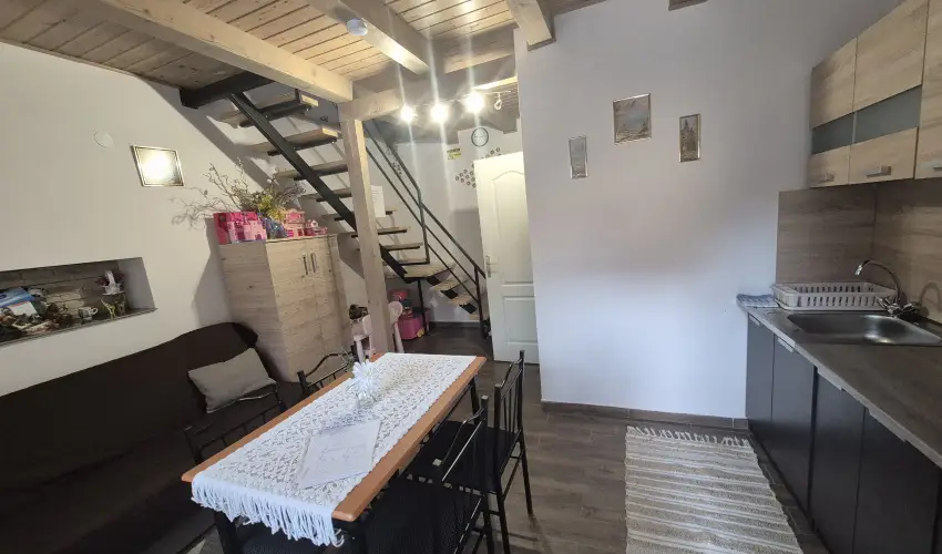 Lilla Apartmanhzak Szilvsvrad - Mjus 1. (min. 3 j)