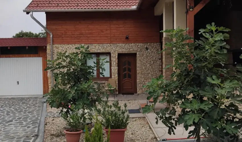 Lilla Apartmanhzak Szilvsvrad - Mjus 1. (min. 3 j)