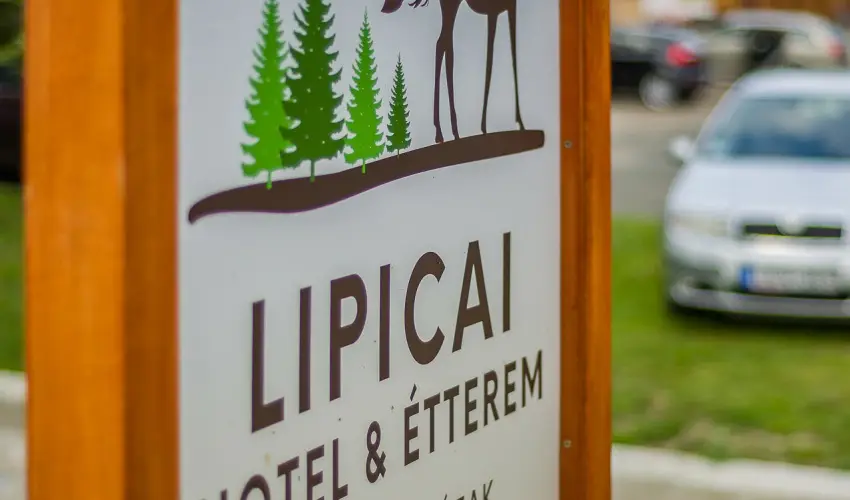 Lipicai Hotel Szilvsvrad - Mjus 1. (min. 2 j)