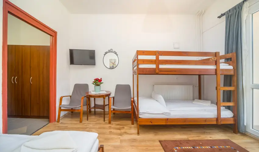 Lipicai Hotel Szilvsvrad - Mjus 1. (min. 2 j)