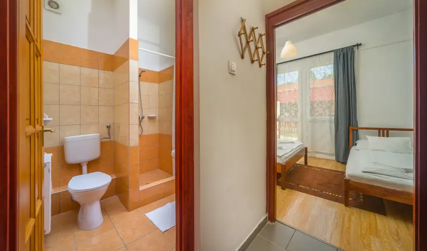 Lipicai Hotel Szilvsvrad - Mjus 1. (min. 2 j)