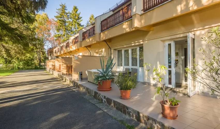 Lipicai Hotel Szilvsvrad - Mjus 1. (min. 2 j)