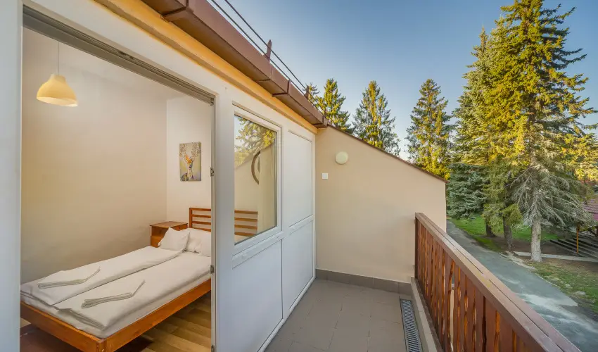 Lipicai Hotel Szilvsvrad - Mjus 1. (min. 2 j)