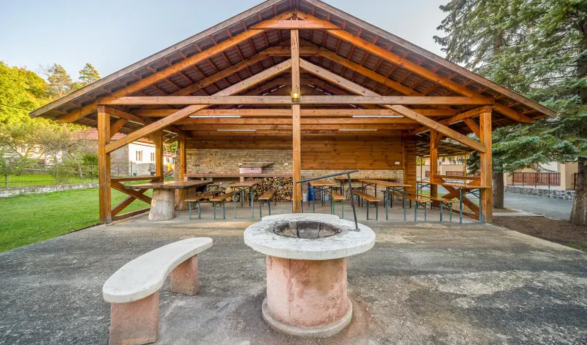 Lipicai Hotel Szilvsvrad - Mjus 1. (min. 2 j)