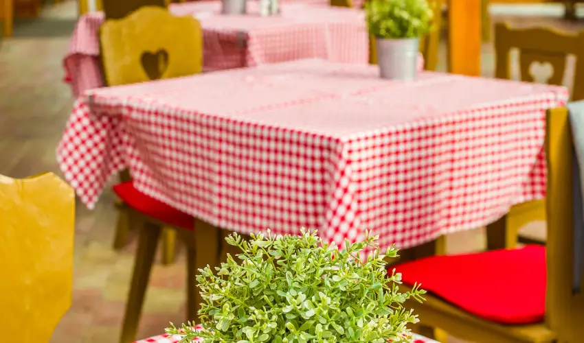 Lipicai Hotel Szilvsvrad - Mjus 1. (min. 2 j)