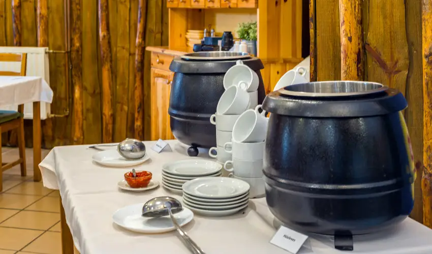 Lipicai Hotel Szilvsvrad - Mjus 1. (min. 2 j)