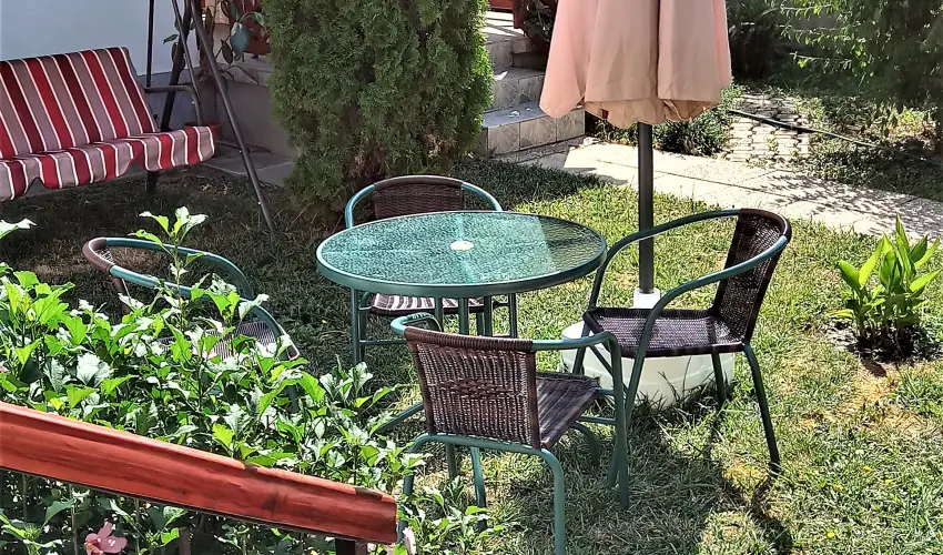 Liza Apartman Gyula - Mjus 1. (min. 2 j)