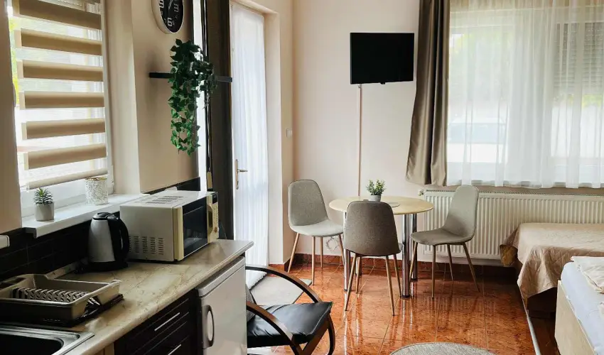 Major Panzi� & �tterem Hajd�szoboszl� - M�jus 1. (min. 2 �j)