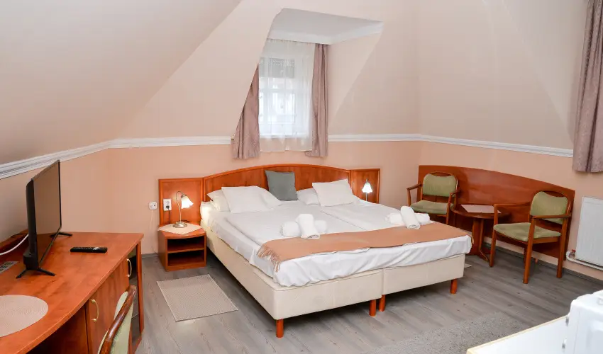 Major Panzi� & �tterem Hajd�szoboszl� - M�jus 1. (min. 2 �j)