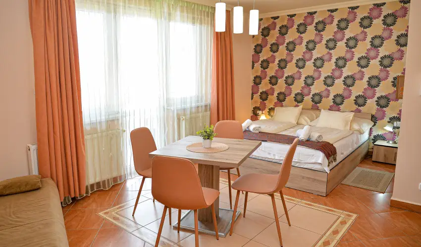 Major Panzi� & �tterem Hajd�szoboszl� - M�jus 1. (min. 2 �j)