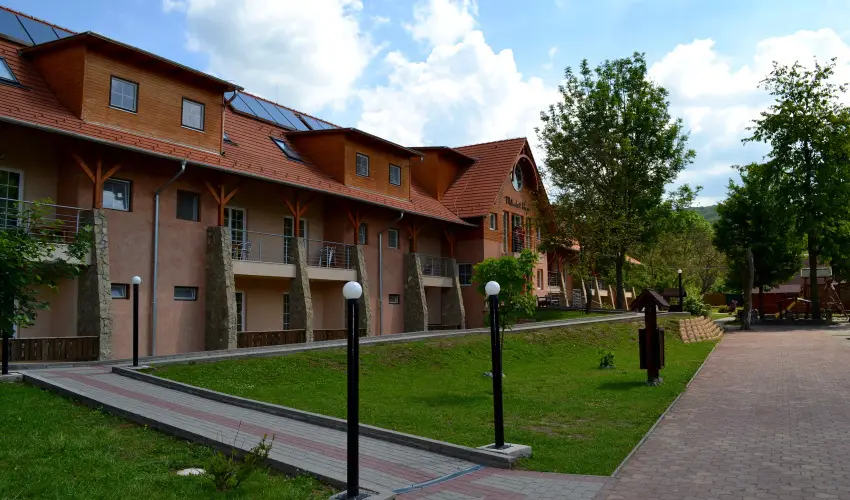 Malomkert Hotel Nagybrzsny - Mjus 1. (min. 2 j)