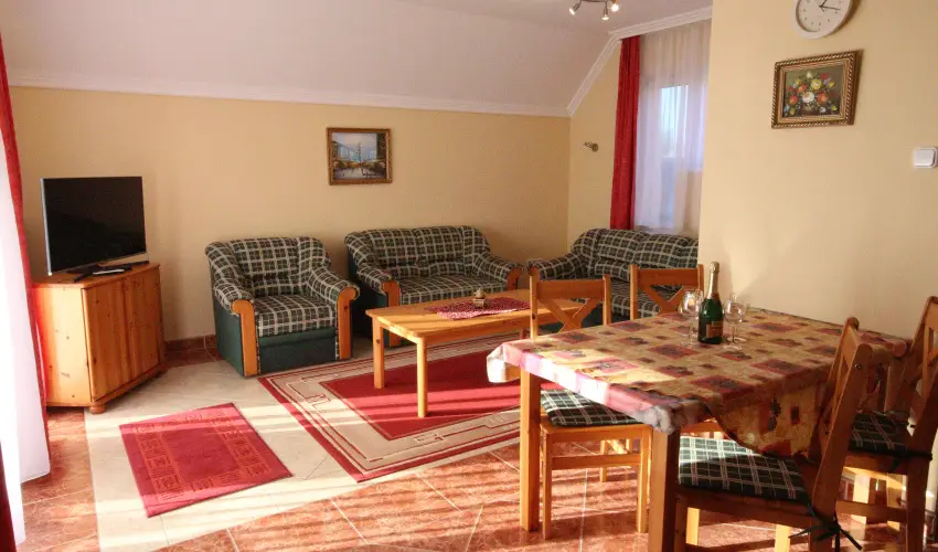 Mandula Wellness Apartmanhz Harkny Harkny - Mjus 1.