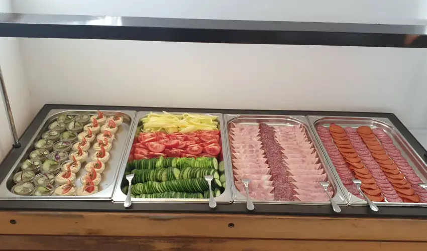 Margarta Apartmanhz Bogcs - Mjus 1. 