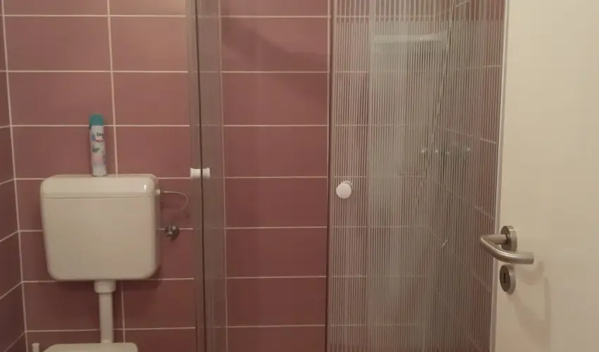 Margarta Apartmanhz Bogcs - Mjus 1. 