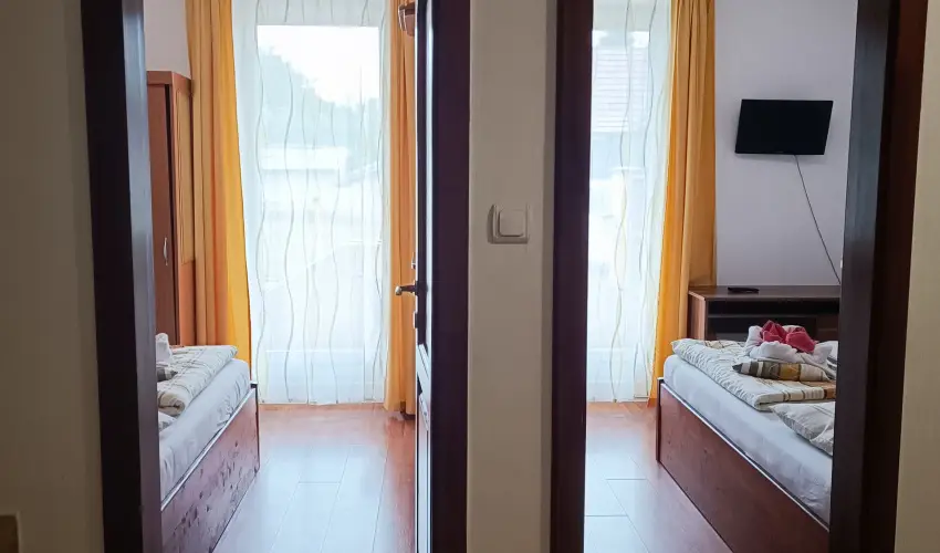 Margarta Apartmanhz Bogcs - Mjus 1. 