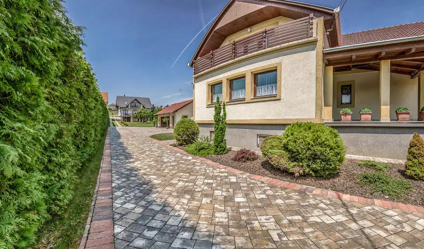 Mria Apartmanok Zalakaros - Mjus 1. (min. 2 j)