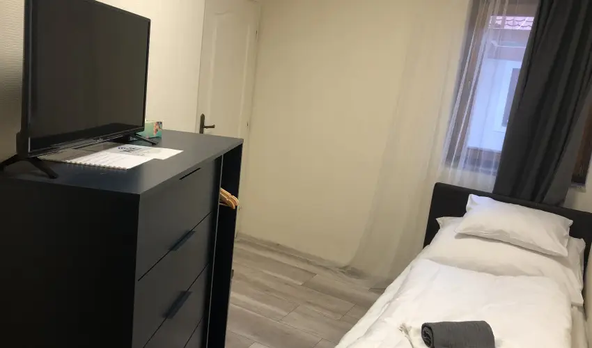 V�gv�ri Hotel Eger Eger - M�jus 1.