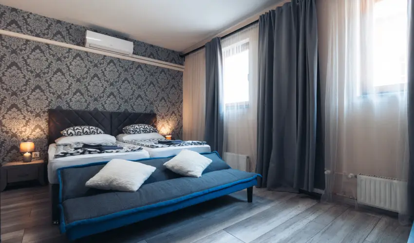 V�gv�ri Hotel Eger Eger - M�jus 1.