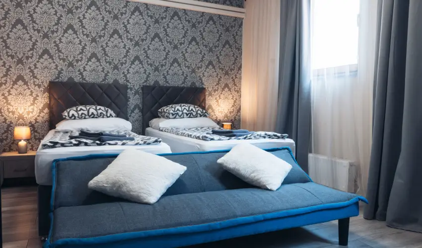 V�gv�ri Hotel Eger Eger - M�jus 1.