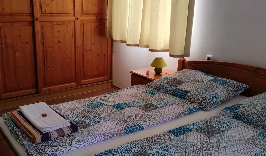 Mrki Vendghz Mrk - Mjus 1. (min. 2 j)