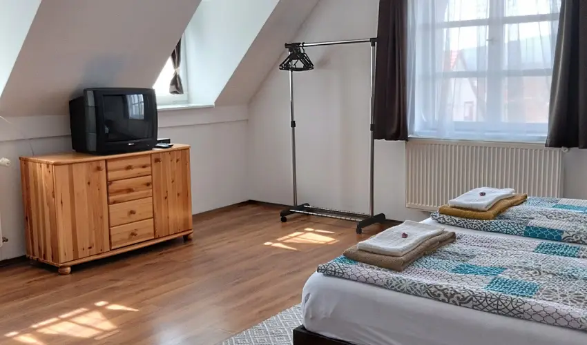 Mrki Vendghz Mrk - Mjus 1. (min. 2 j)