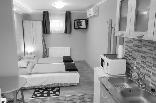 Mary Apartman - M�jus 1. (min. 2 �j)