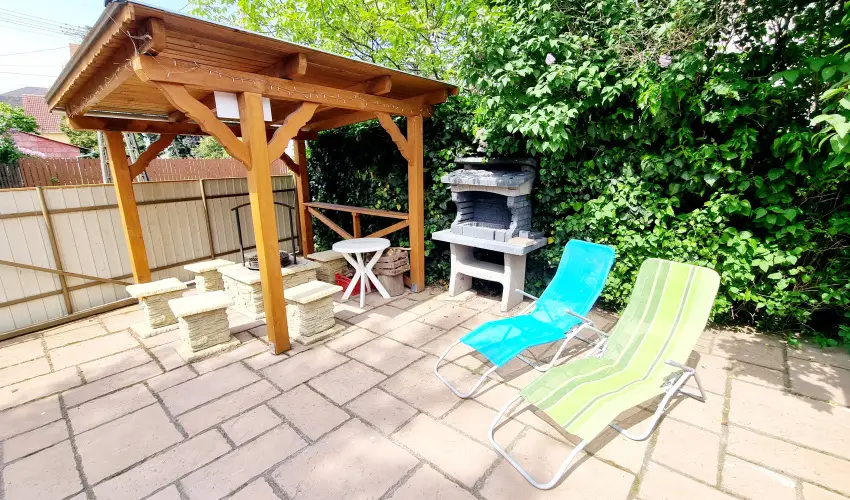 Mary Apartman Hajd�szoboszl� - M�jus 1. (min. 2 �j)