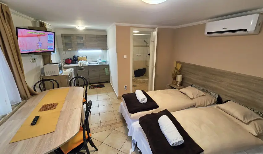 Mary Apartman Hajd�szoboszl� - M�jus 1. (min. 2 �j)