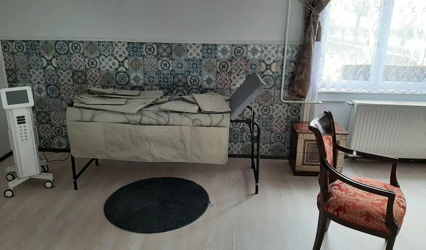 Meller Kast�ly Villa Csurg� - M�jus 1.