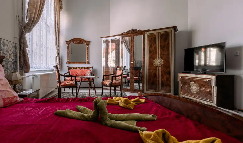 Meller Kast�ly Villa Csurg� - M�jus 1.