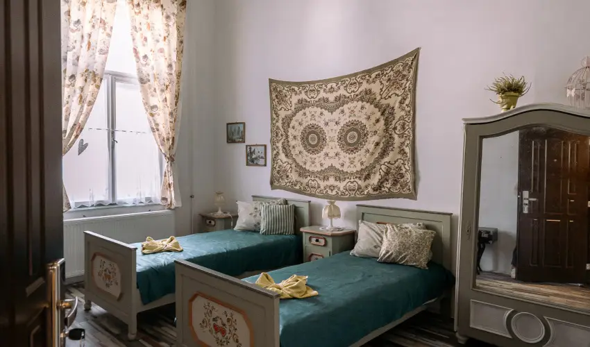 Meller Kast�ly Villa Csurg� - M�jus 1.