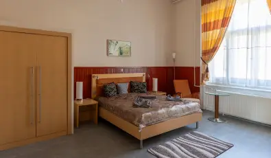 Meller Kastly Villa Csurg