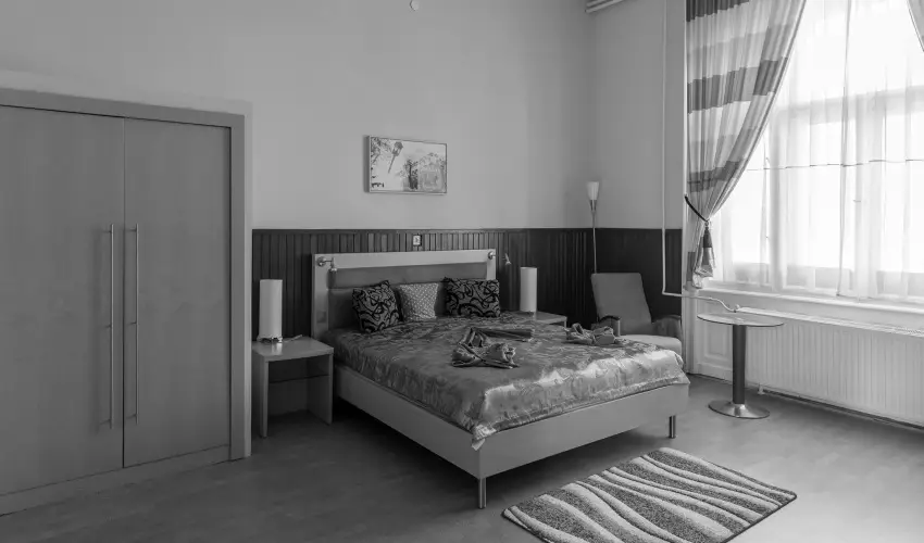 Meller Kastly Villa Csurg - Mjus 1. (min. 2 j)