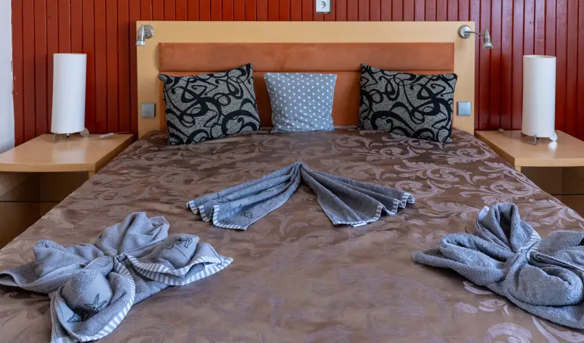 Meller Kast�ly Villa Csurg� - M�jus 1.