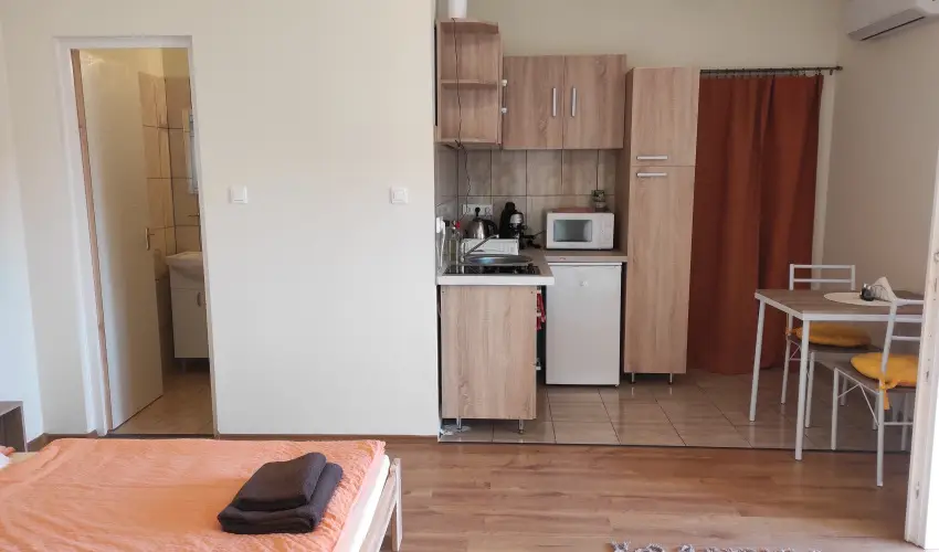 Montana Vendghz Balatonederics - Mjus 1. (min. 2 j)