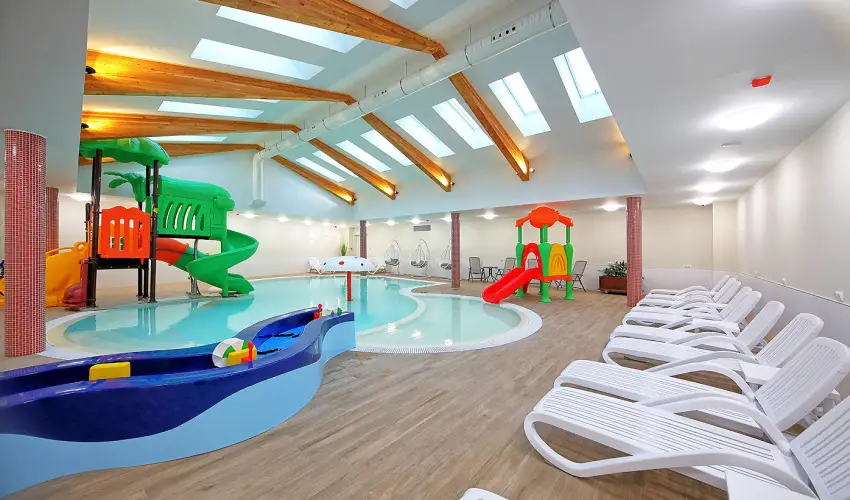 Ndas T Park Hotel Vasad - Mjus 1. (min. 3 j)